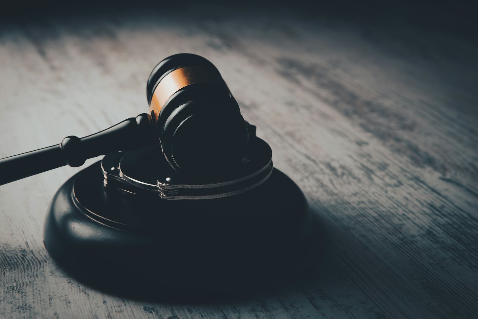 Gavel — Rubin Fractures Bone Injuries Lawyer, Vista CA
