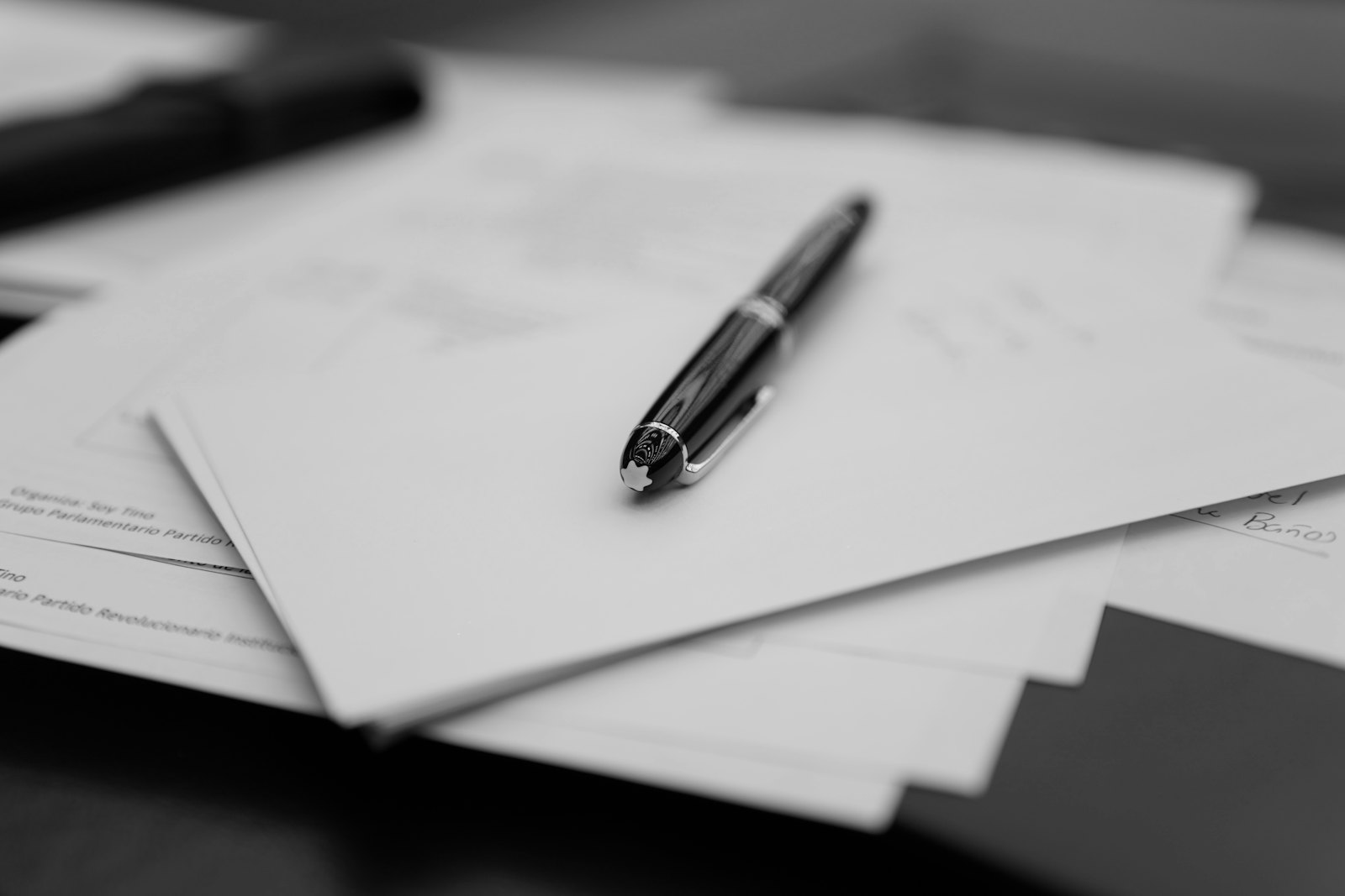 Legal Contract Signing Pen — Glendora Accidents On Property Lawyer, Glendora CA